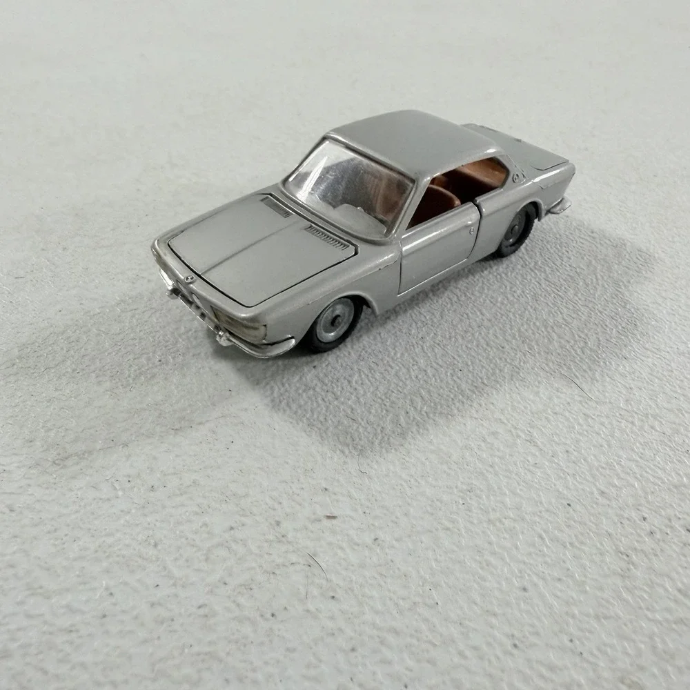 Mebetoys BMW 2000 Coupe Sport A-17 Silver 1/43‎ Scale Car Made In Italy
